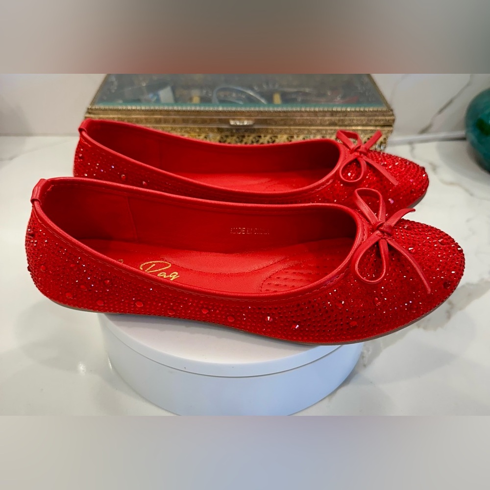 London Rag - “Ruby Slipper” Flats - NWOT - 8 - Picture 6 of 17